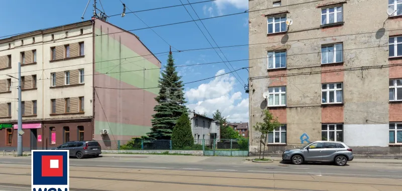 Dom na  sprzedaż Chorzów - Dom z dużą działką i potencjałem inwestycyjnym